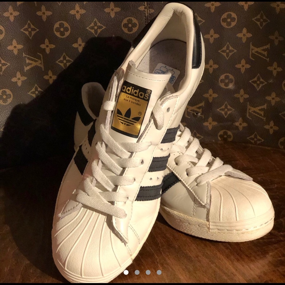 Gently Used Adidas Classic Shoes